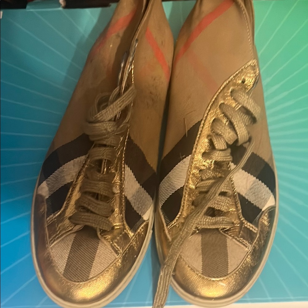 Burberry Gold and Black Sneakers Casual Style